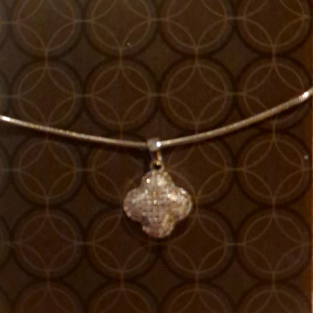 Silver Pendant necklace